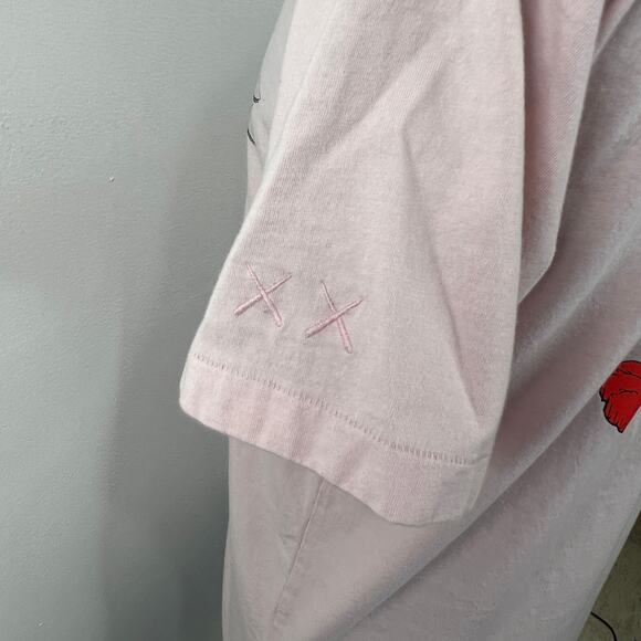 KAWS x Uniqlo x Sesame Street Pink Short Sleeve Crew Elmo Graphic Tee Shirt S - Picture 8 of 11